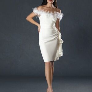 Stella Couture 23702 Off-White Size 12 Bridal Gown